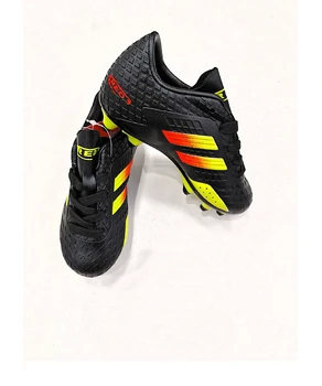 Ghete de fotbal ( р-р 26-31) RED 85292